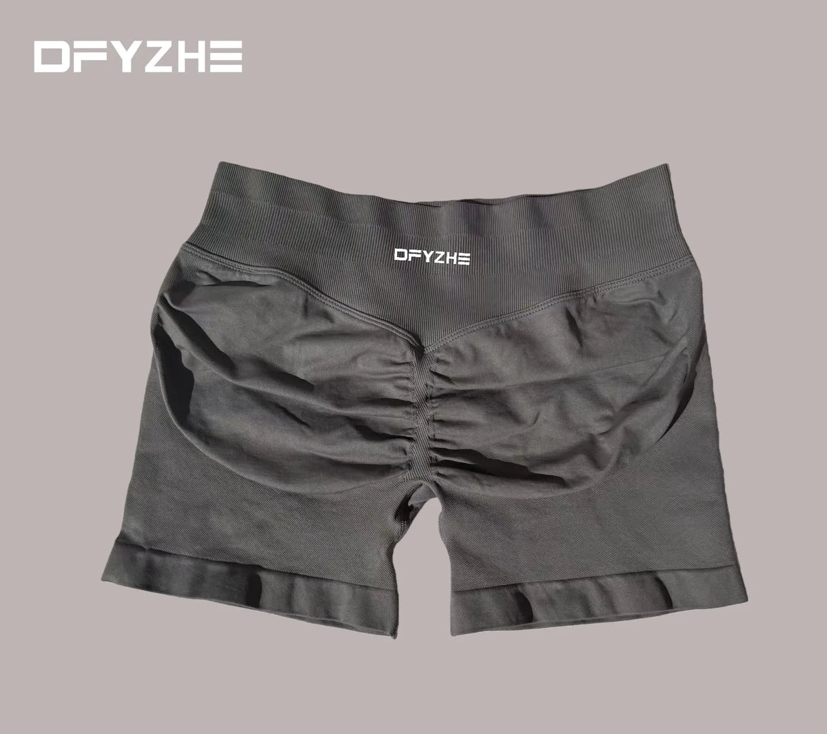 DFYZHE 4.5-inch yoga gym shorts, waist cinching and hip lifting shorts, seamless yoga shorts