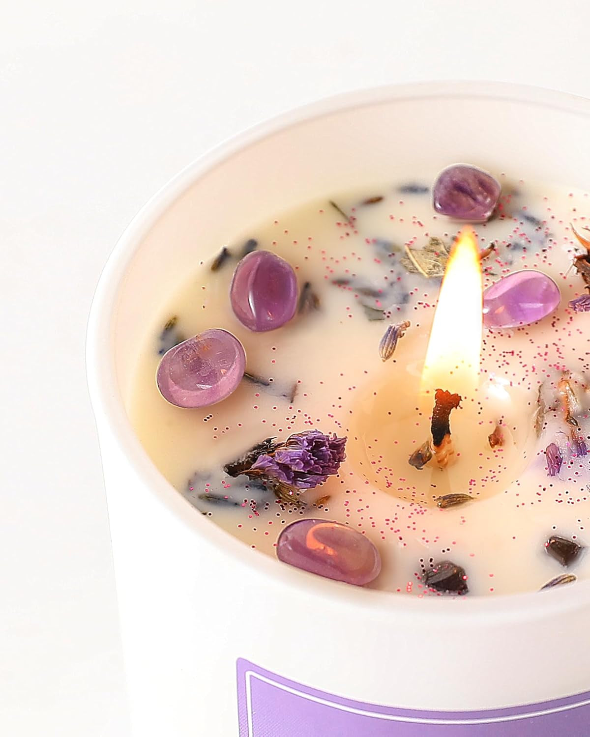 Lavender Scented Candles for Women - Aromatherapy Candle with Crystals Inside, 7Oz Soy Candles for Home Scented, Birthday Gifts Mothers Day Candle for Women Mom