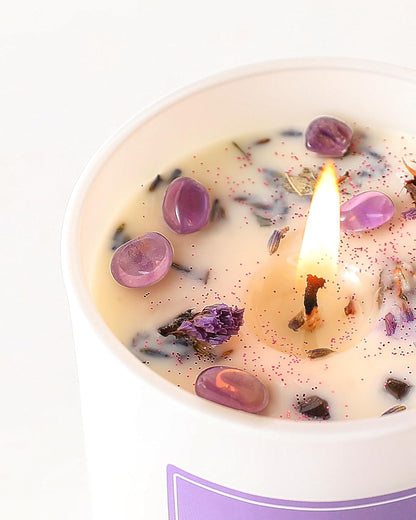 Lavender Scented Candles for Women - Aromatherapy Candle with Crystals Inside, 7Oz Soy Candles for Home Scented, Birthday Gifts Mothers Day Candle for Women Mom