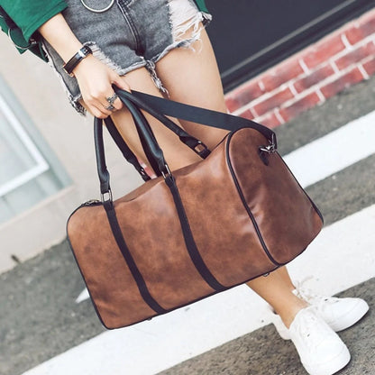 PU Leather Travel Holdall Tote with Adjustable Shoulder Straps Brown Detachable Straps, Rust Resistant Hardware, Portable Messenger Style, for Gym and Daily Use