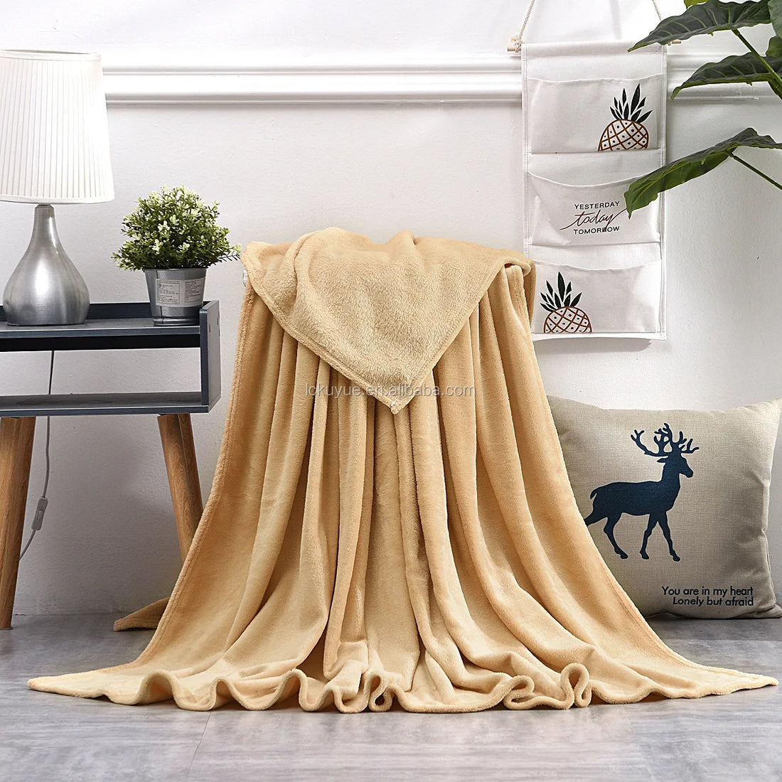 KUYUE  Super Soft Flannel Blanket Multiple Colors Available