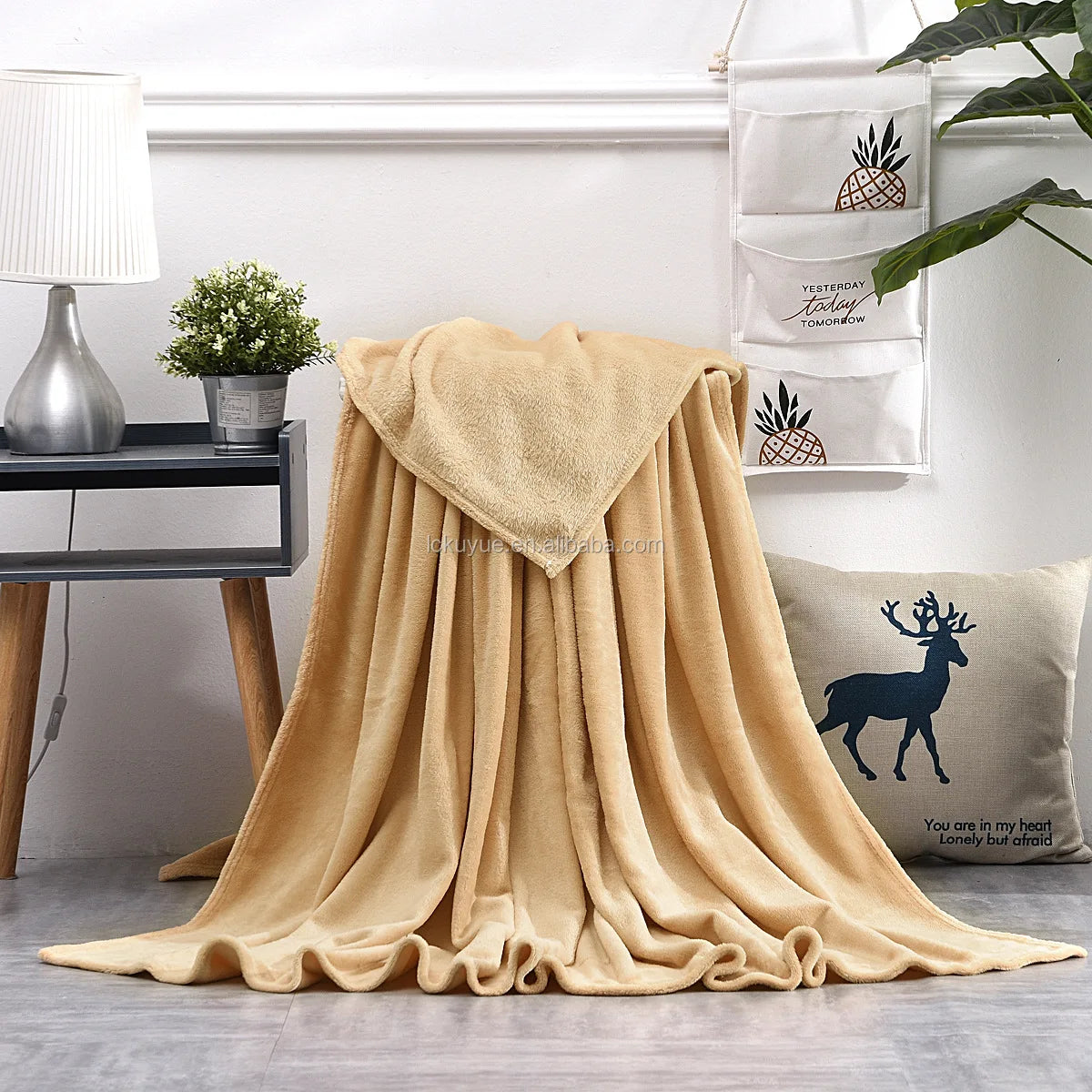 KUYUE  Super Soft Flannel Blanket Multiple Colors Available