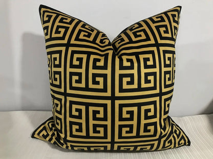 Modern Nordic Style Square Velvet Pillow Covers Soft Polyester Filled Removable Washable Woven Animal/Solid Pattern Decor
