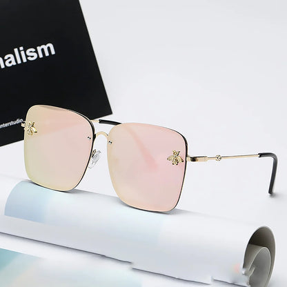 Fashion 2022 Gold Bee Square Sunglasses Women Retro Oversized Glasses Men Shades Metal Frame Ladies sunglasses zonnebril dames