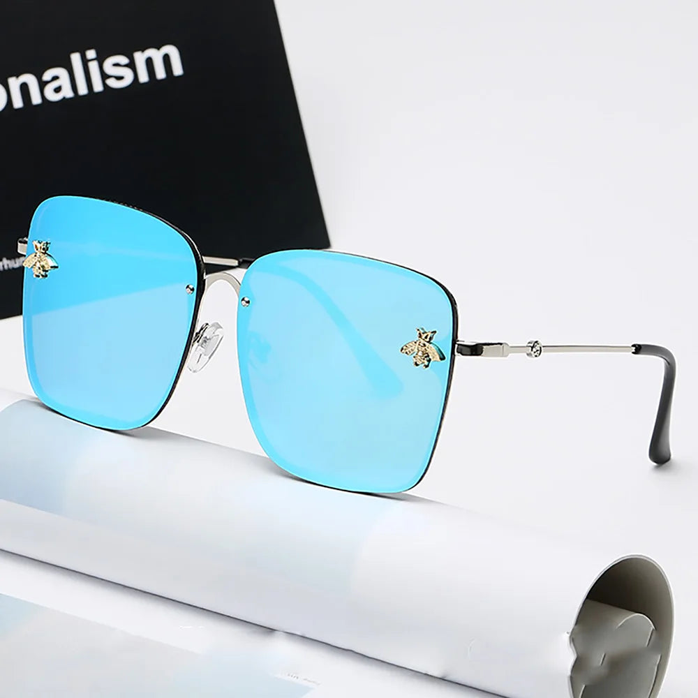 Fashion 2022 Gold Bee Square Sunglasses Women Retro Oversized Glasses Men Shades Metal Frame Ladies sunglasses zonnebril dames