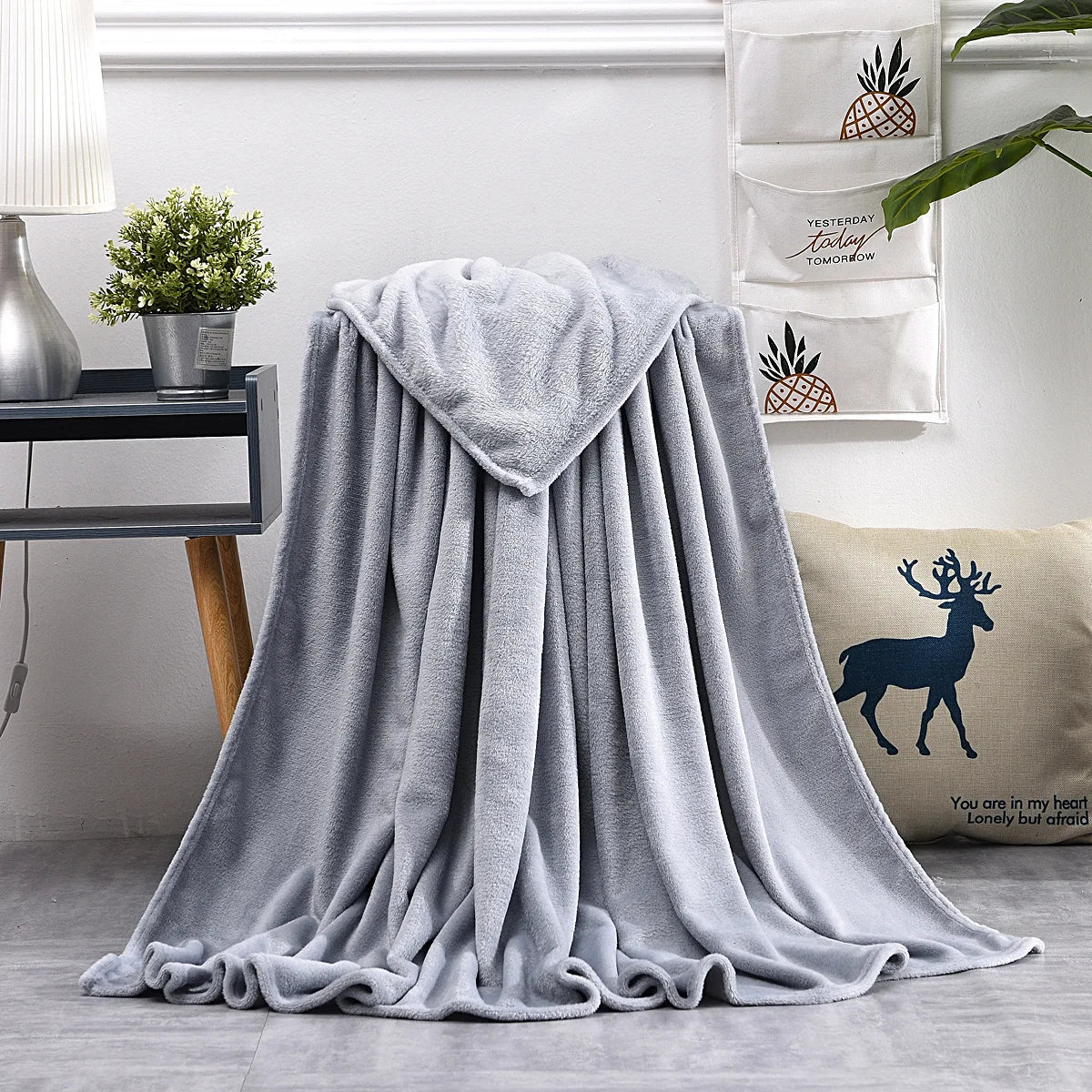 KUYUE  Super Soft Flannel Blanket Multiple Colors Available