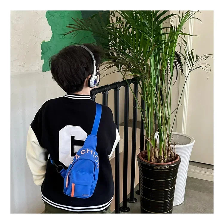 Cool kids bags for boys. Contrast color chest bag for little boys to go out Canvas messenger bag for coins