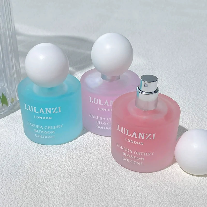 High-grade Cherry Blossom Perfume Fresh Natural Floral Spray Lasting Fragrance Temptation Ladies Light Perfume Clothes Deodorant
