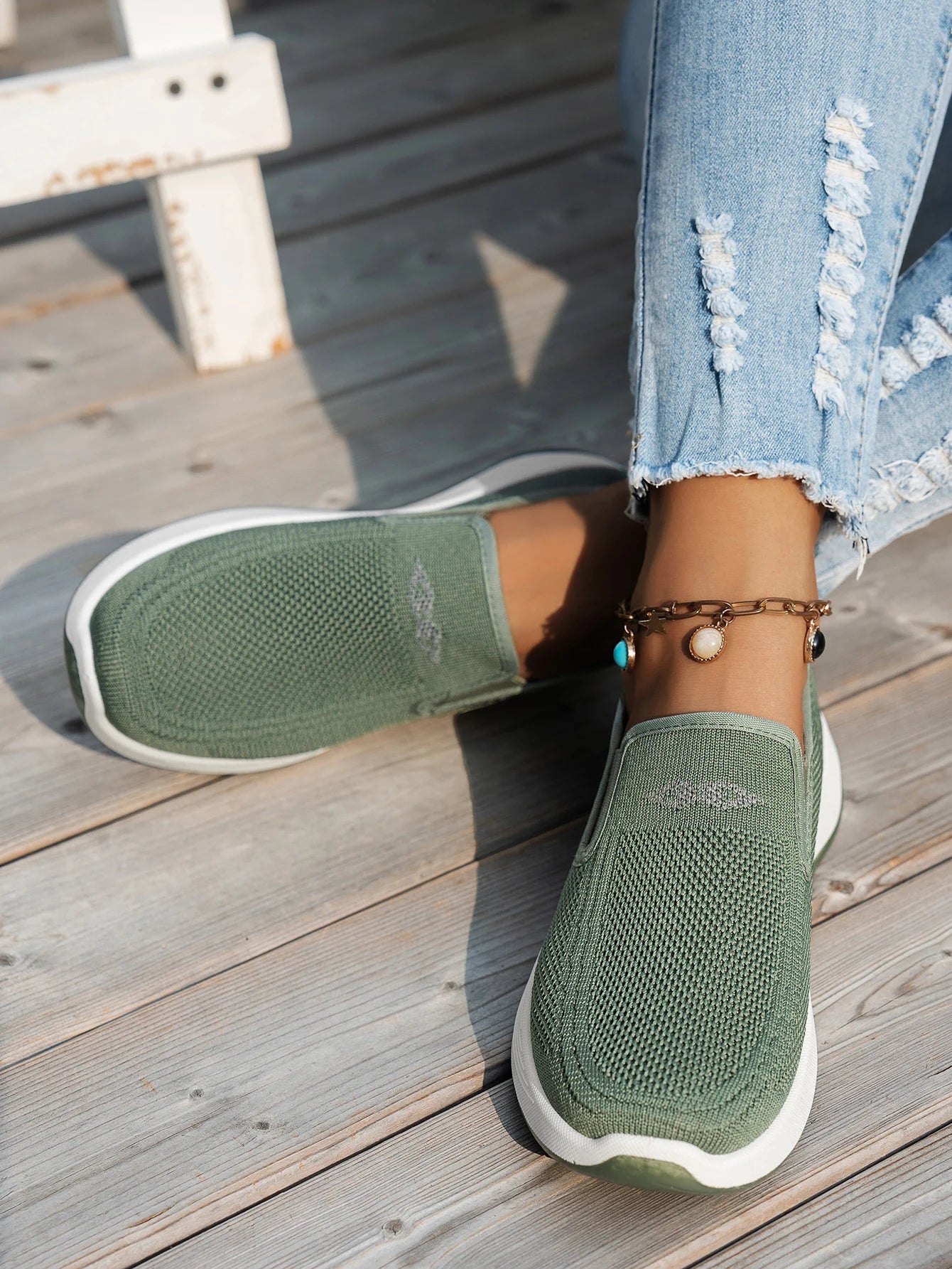 Women's shoes, casual shoes for ladies, with breathable mesh, not tiring to the feet, light and comfortable casual shoes