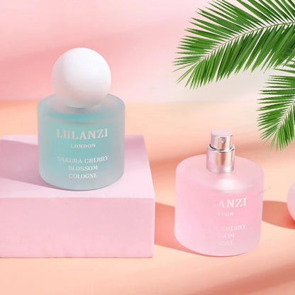 High-grade Cherry Blossom Perfume Fresh Natural Floral Spray Lasting Fragrance Temptation Ladies Light Perfume Clothes Deodorant