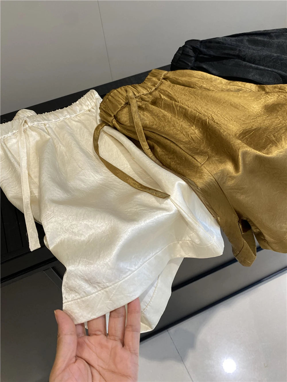 Women's Solid Color Satin Ice Silk Texture Shorts Summer Versatile Elastic Waist Loose Smooth Female Casual Versatile Hot Pants