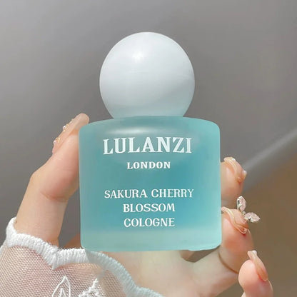 High-grade Cherry Blossom Perfume Fresh Natural Floral Spray Lasting Fragrance Temptation Ladies Light Perfume Clothes Deodorant