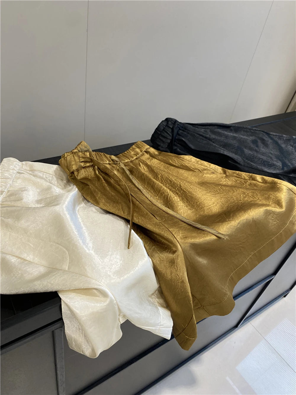 Women's Solid Color Satin Ice Silk Texture Shorts Summer Versatile Elastic Waist Loose Smooth Female Casual Versatile Hot Pants