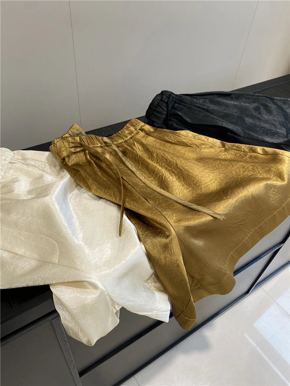 Women's Solid Color Satin Ice Silk Texture Shorts Summer Versatile Elastic Waist Loose Smooth Female Casual Versatile Hot Pants