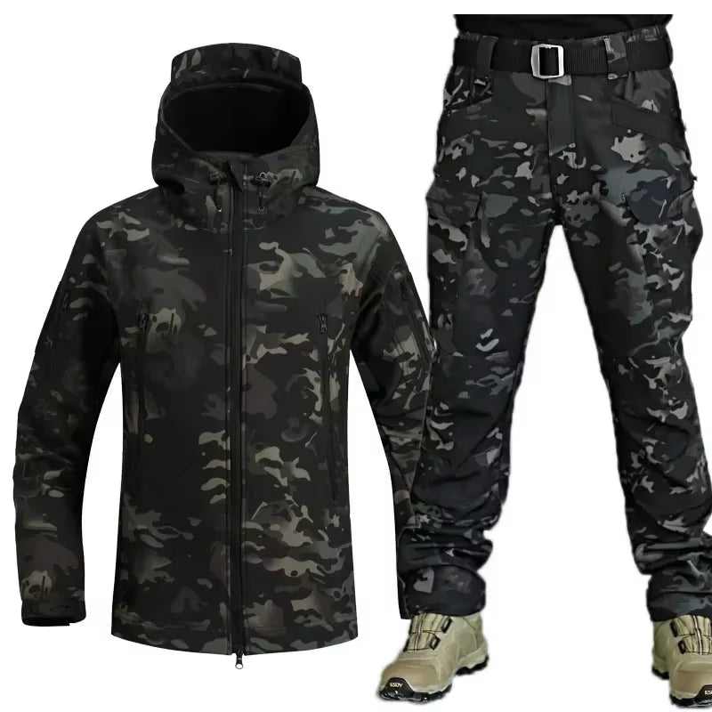 Winter Thicken Men Camo Suit Waterproof Tactical Training Set Multi-Pocket Hooded Jacket Fleece Pants Outdoor Hunting 2-Piece